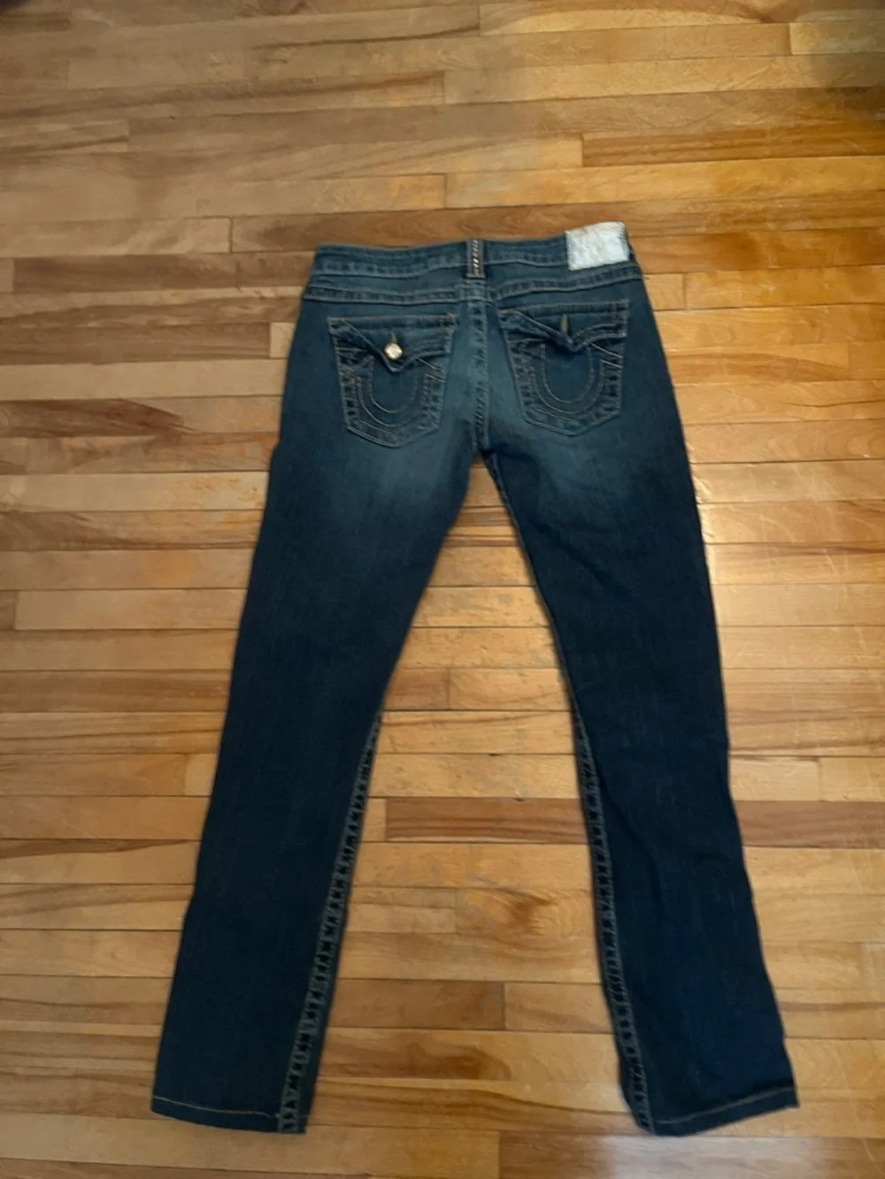 True Religion Dark Blue Boot Cut Jeans with Stud Accents Gold Vintage Y2kLowrise - Picture 5 of 7